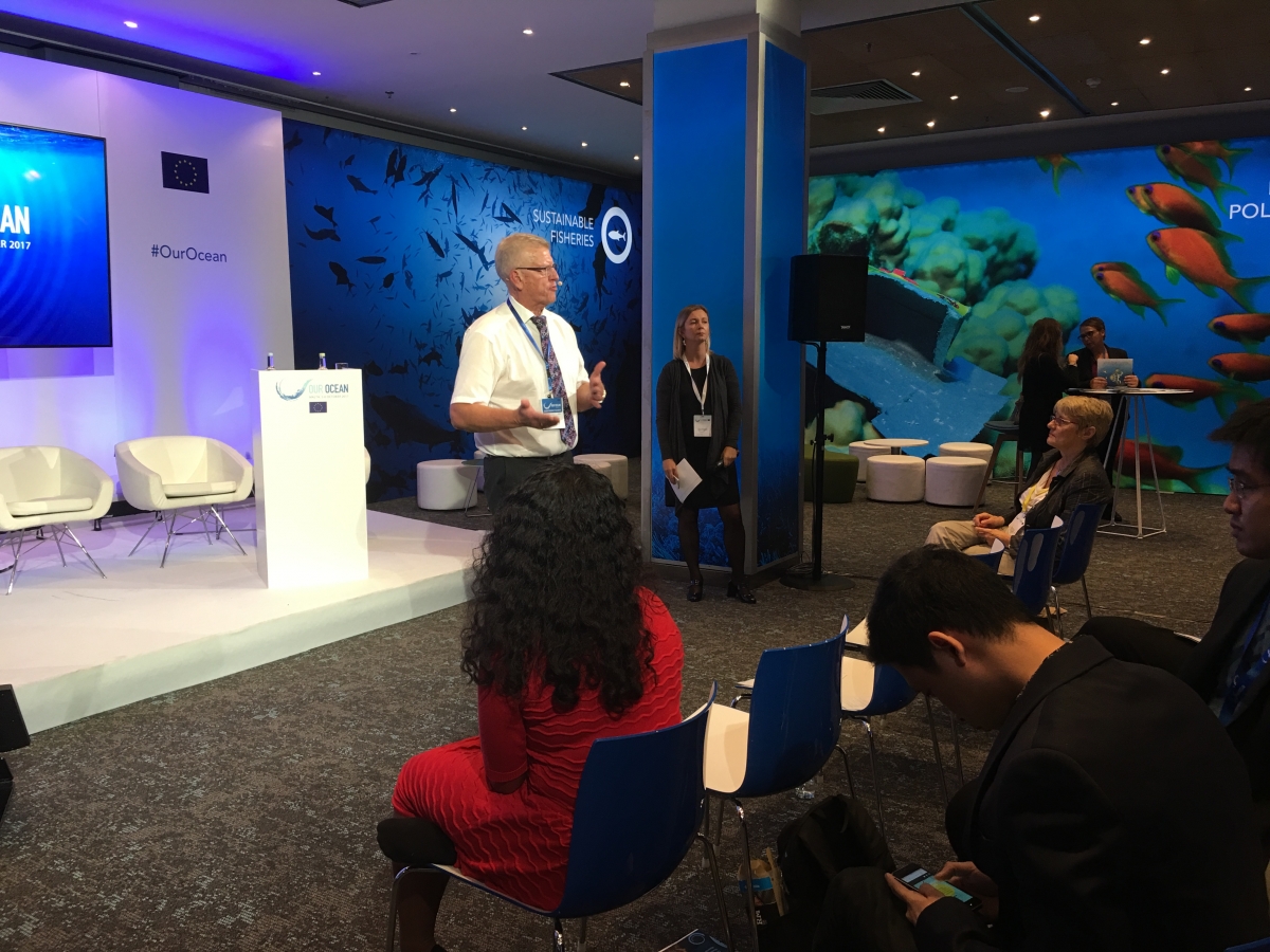 Erik Buch, EuroGOOS Chair, and Dina Eparkhina, EuroGOOS Policy and Communications Officer during the EuroGOOS Ocean Talk at the Our Ocean 2017 exhibition 